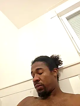 cracha online show from October 11, 2025, 3:18 am