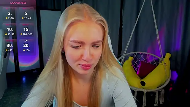 Snapshot of TessaGrays chatting on February 3, 2026, 12:54 pm TessaGrays online show from February 3, 2026, 12:54 pm