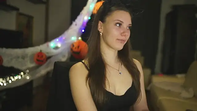 CandyStorm online show from October 28, 2025, 8:19 pm