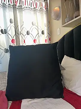 Snapshot of CynnxxxBarb chatting on November 5, 2025, 6:16 am CynnxxxBarb online show from November 5, 2025, 6:16 am