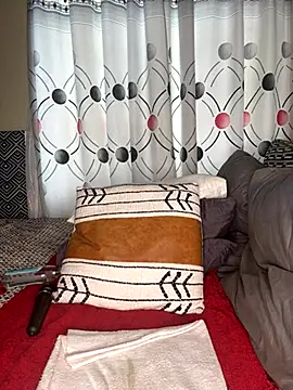 Snapshot of CynnxxxBarb chatting on October 29, 2025, 6:34 am CynnxxxBarb online show from October 29, 2025, 6:34 am