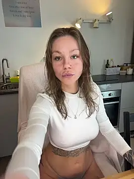 MiraLuna online show from January 19, 2026, 12:31 pm