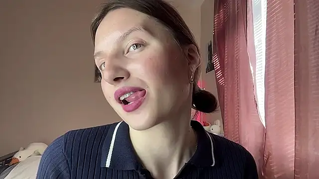 Snapshot of JanellHousen chatting on June 11, 2026, 5:15 am JanellHousen online show from June 11, 2026, 5:15 am