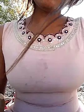 Snapshot of PEEHU-50 chatting on February 25, 2026, 3:51 am PEEHU-50 online show from February 25, 2026, 3:51 am