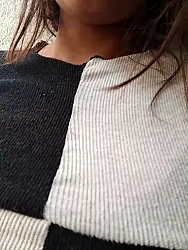 Snapshot of PEEHU-50 chatting on February 28, 2026, 2:22 am PEEHU-50 online show from February 28, 2026, 2:22 am