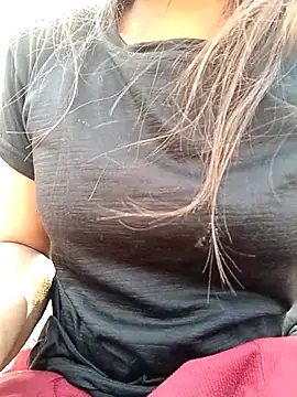 Snapshot of PEEHU-50 chatting on February 22, 2026, 3:09 am PEEHU-50 online show from February 22, 2026, 3:09 am