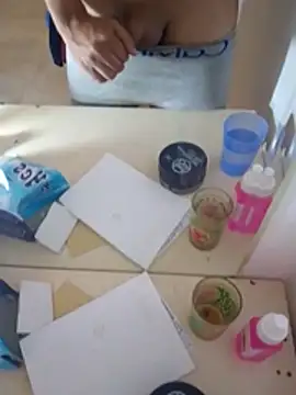 eroer20 online show from April 19, 2026, 6:10 pm