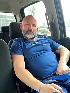 Snapshot of fuckadilf chatting on February 3, 2026, 5:07 pm fuckadilf online show from February 3, 2026, 5:07 pm