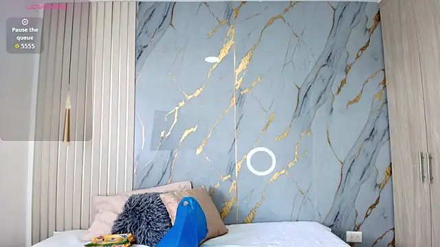 Samara Smith04 online show from November 7, 2025, 4:22 pm