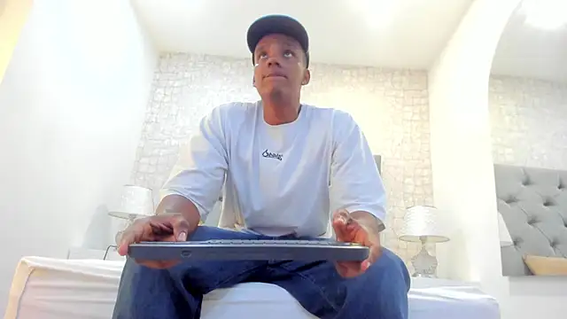 jax black online show from February 13, 2026, 8:20 pm