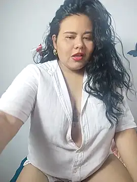 Tania cruz  online show from January 14, 2026, 4:27 am