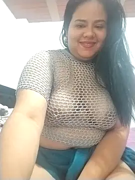 Snapshot of Tania_cruz_ chatting on November 14, 2025, 4:27 am Tania cruz online show from November 14, 2025, 4:27 am