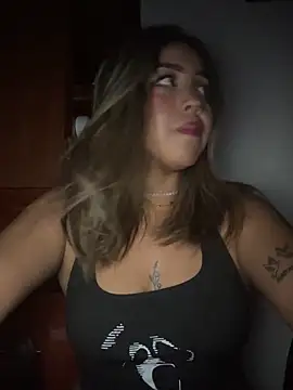 Snapshot of Aura_Kaiser chatting on October 1, 2025, 3:22 am Aura Kaiser online show from October 1, 2025, 3:22 am