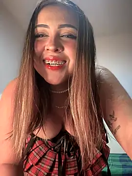 Snapshot of Aura_Kaiser chatting on October 9, 2025, 3:40 am Aura Kaiser online show from October 9, 2025, 3:40 am