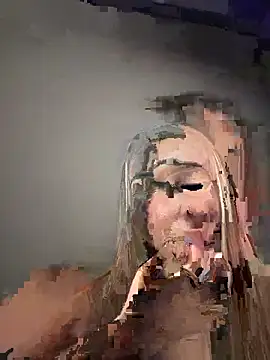 Snapshot of Aura_Kaiser chatting on October 3, 2025, 11:17 pm Aura Kaiser online show from October 3, 2025, 11:17 pm