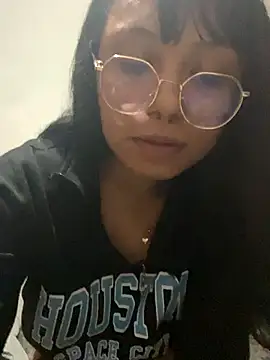 Snapshot of comepitoossss chatting on October 3, 2025, 8:54 pm comepitoossss online show from October 3, 2025, 8:54 pm