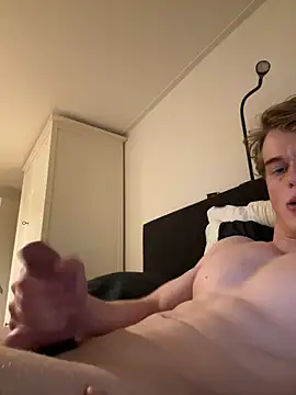 lekkerepik1111 online show from February 13, 2026, 12:54 am