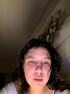 Snapshot of Luisaa_rosee chatting on October 9, 2025, 4:51 pm Luisaa rosee online show from October 9, 2025, 4:51 pm