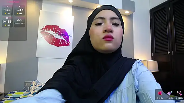Snapshot of Neesha__ chatting on October 16, 2025, 8:17 pm Neesha online show from October 16, 2025, 8:17 pm