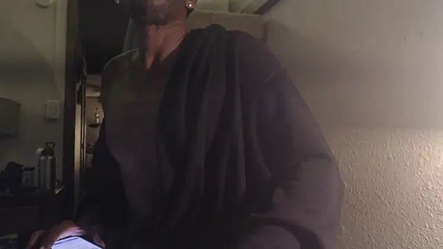 AlickleStiff online show from October 23, 2025, 3:54 pm