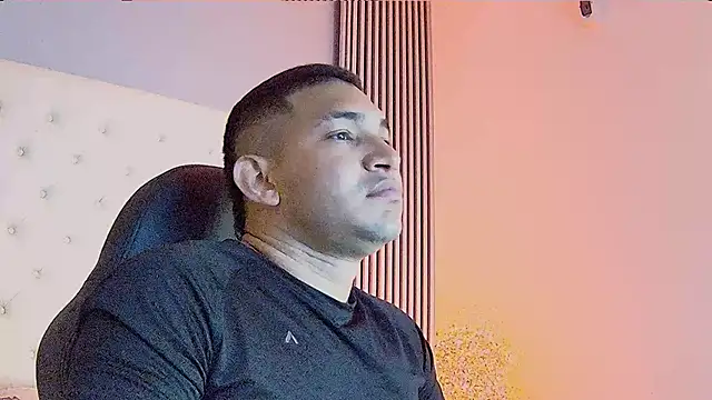 venedic bull online show from October 17, 2025, 8:54 pm