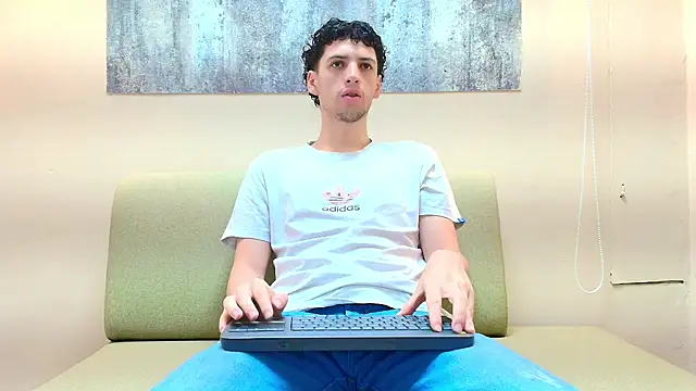 ISRAEL GRAY online show from October 9, 2025, 12:06 pm