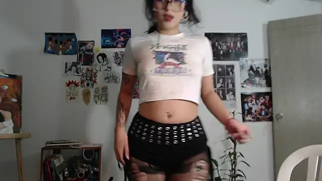 Snapshot of Lia_Carter_ chatting on April 28, 2026, 11:20 pm Lia Carter online show from April 28, 2026, 11:20 pm