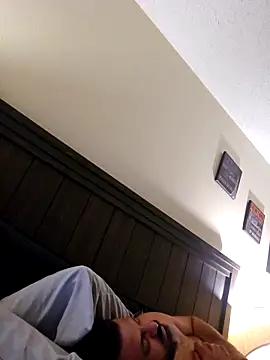 Roddog18 online show from February 12, 2026, 12:49 pm