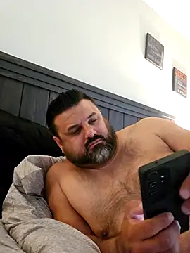 Roddog18 online show from November 1, 2025, 4:23 pm