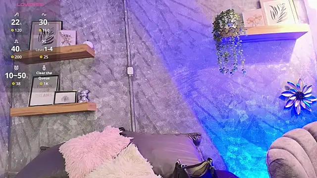 Snapshot of Nikolbrice chatting on February 2, 2026, 7:13 pm Nikolbrice online show from February 2, 2026, 7:13 pm