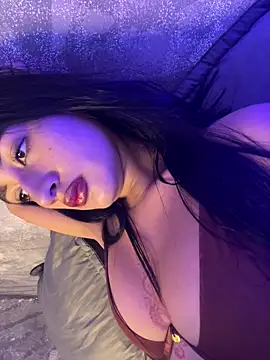 Snapshot of Nikolbrice chatting on February 11, 2026, 7:36 pm Nikolbrice online show from February 11, 2026, 7:36 pm