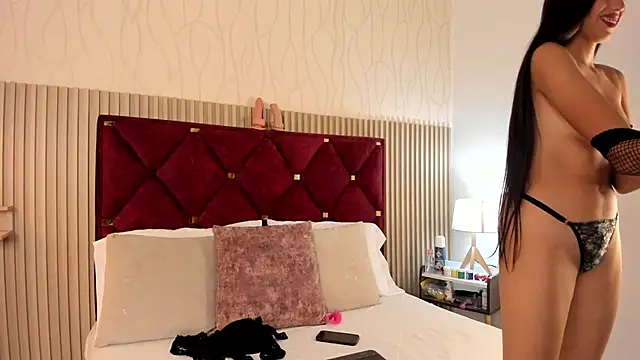 Snapshot of Bella_Miah chatting on October 11, 2025, 7:15 pm Bella Miah online show from October 11, 2025, 7:15 pm