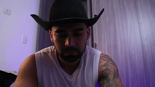 SOY MIKE online show from November 27, 2025, 8:20 pm