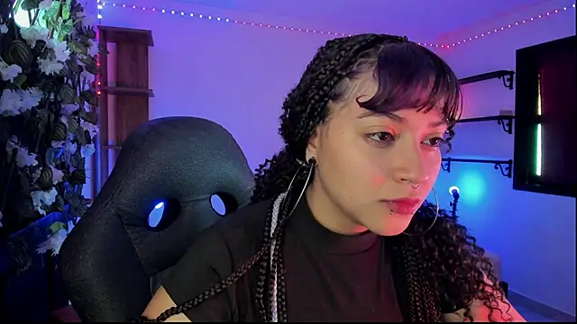 Snapshot of Kora_Red69 chatting on February 7, 2026, 2:36 pm Kora Red69 online show from February 7, 2026, 2:36 pm