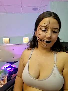Snapshot of annyaparis chatting on October 10, 2025, 3:13 pm annyaparis online show from October 10, 2025, 3:13 pm