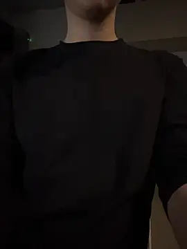 Snapshot of LiamMyst chatting on October 20, 2025, 2:13 am LiamMyst online show from October 20, 2025, 2:13 am