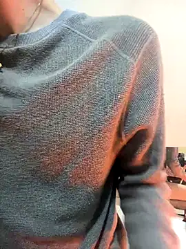 Snapshot of LiamMyst chatting on October 2, 2025, 3:32 am LiamMyst online show from October 2, 2025, 3:32 am