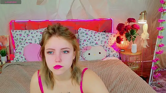 Stellahaart online show from November 1, 2025, 5:14 am