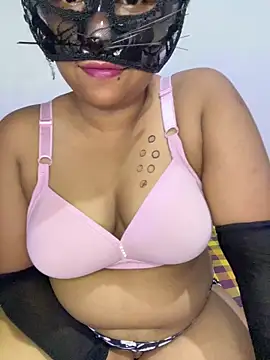 Snapshot of bunny_somya chatting on May 5, 2026, 7:17 pm bunny somya online show from May 5, 2026, 7:17 pm