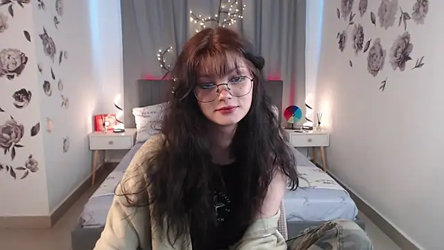 MileyRood online show from October 23, 2025, 11:36 pm