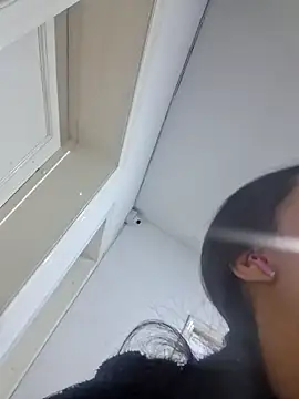 ChloeMorelli online show from October 21, 2025, 2:33 am