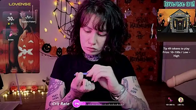 Senorita  Dakota online show from October 22, 2025, 9:57 pm