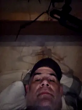 Snapshot of DeeBestEver chatting on December 15, 2025, 4:07 am DeeBestEver online show from December 15, 2025, 4:07 am