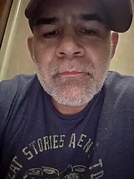 Snapshot of DeeBestEver chatting on December 18, 2025, 6:34 pm DeeBestEver online show from December 18, 2025, 6:34 pm