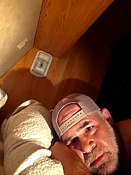 Snapshot of DeeBestEver chatting on October 21, 2025, 1:27 am DeeBestEver online show from October 21, 2025, 1:27 am