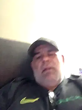 Snapshot of DeeBestEver chatting on September 30, 2025, 2:34 pm DeeBestEver online show from September 30, 2025, 2:34 pm