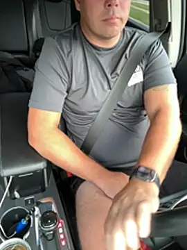 daddyshark83 online show from July 28, 2026, 11:07 am