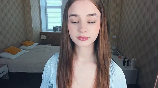 Snapshot of JinnyMcie chatting on October 24, 2025, 8:13 am JinnyMcie online show from October 24, 2025, 8:13 am