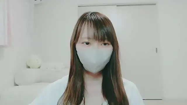 Risa love online show from November 2, 2025, 4:06 am