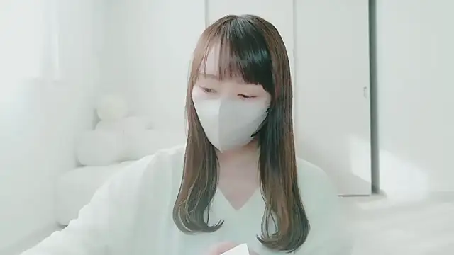 Risa love online show from October 4, 2025, 5:31 am